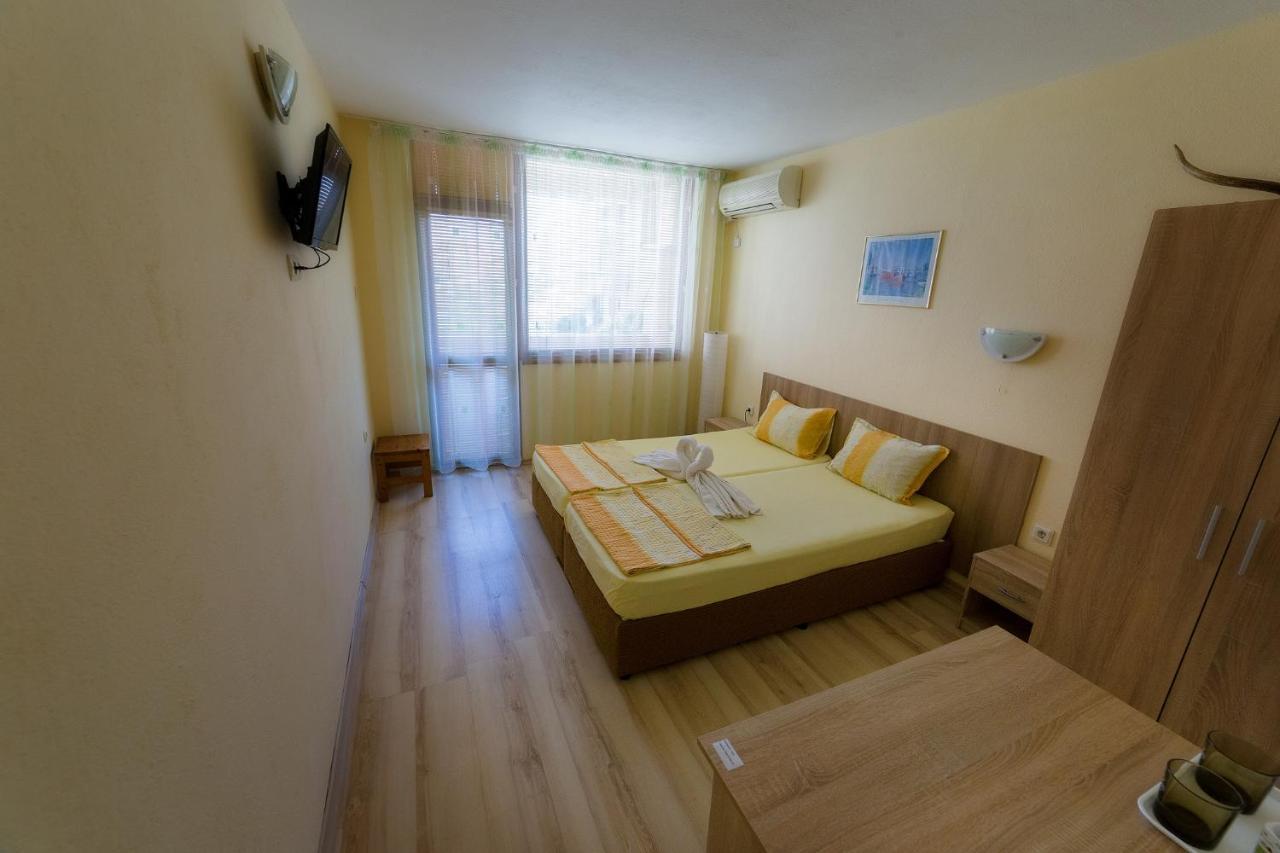Къща за гости Приморски Бриз Hotel Приморско Екстериор снимка